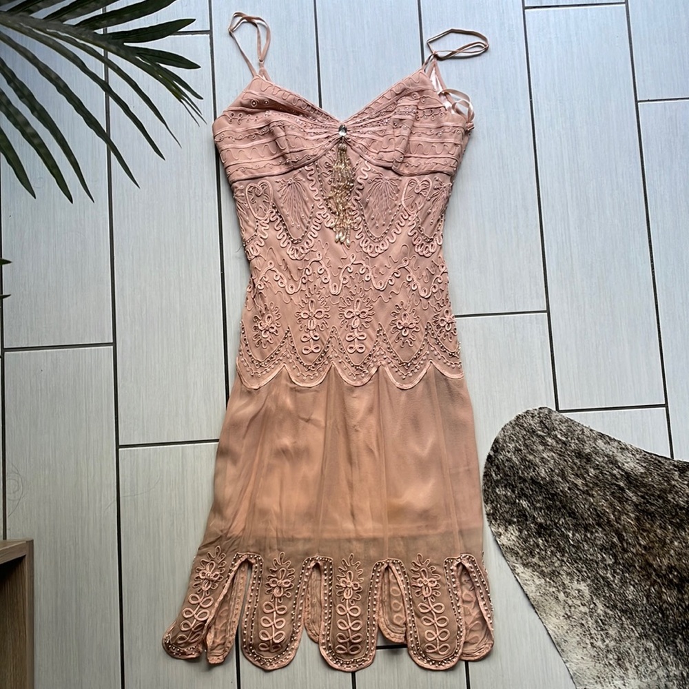SUE WONG  dusty rose colored dress beaded 1920s style Size S/M has a small stain